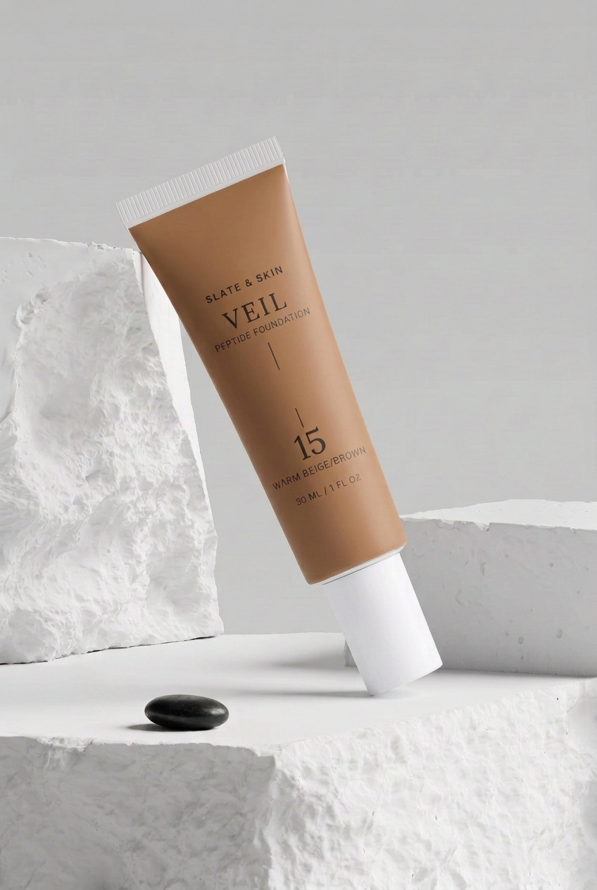 Fond de teint voile aux peptides, 15 Clair Froid